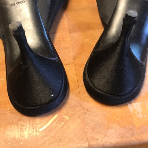 Satin PRADA backless kitten heels with velour bows - Picture 7 of 8